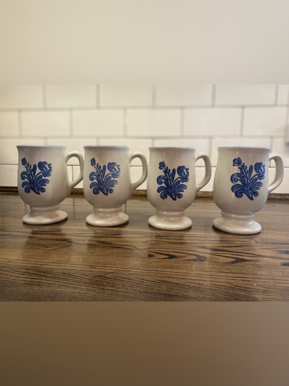 Vintage Pfaltzgraff Yorktowne Pedestal Mugs - Set of 4